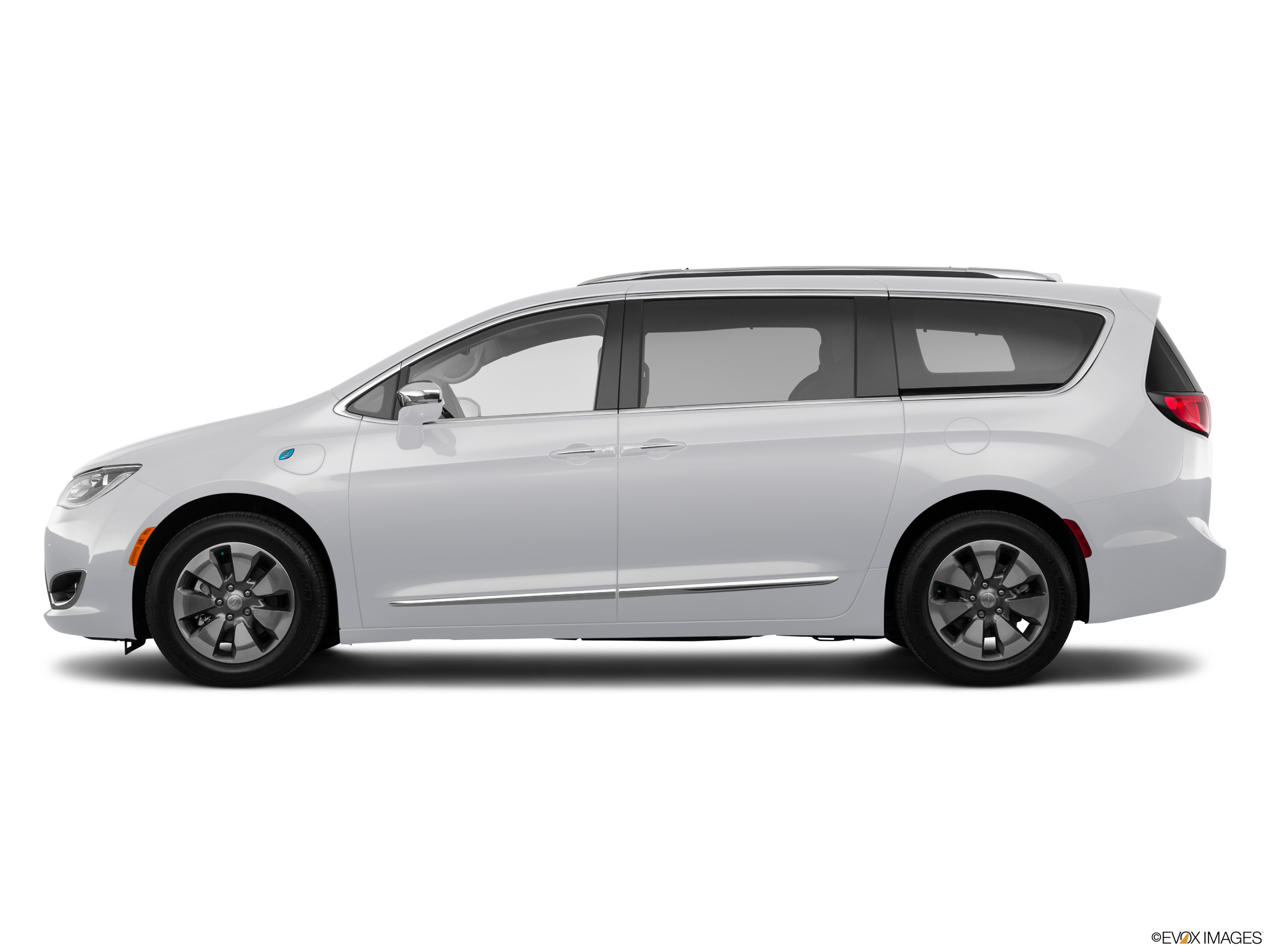 2018 Chrysler Pacifica Hybrid Limited Minivan 4D Price, Listings